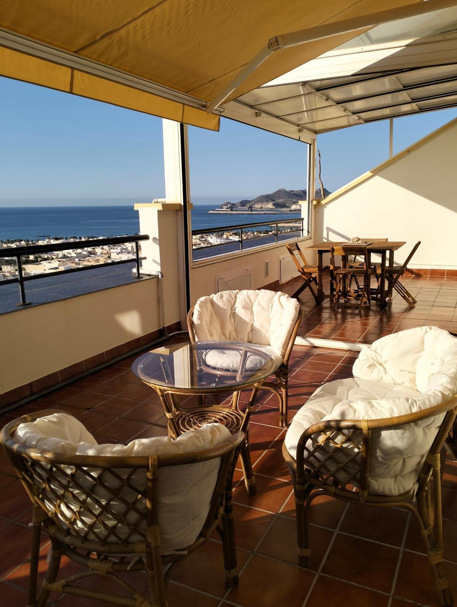 Fabuloso Atico Con Vistas Al Mar كاربونيذاس المظهر الخارجي الصورة