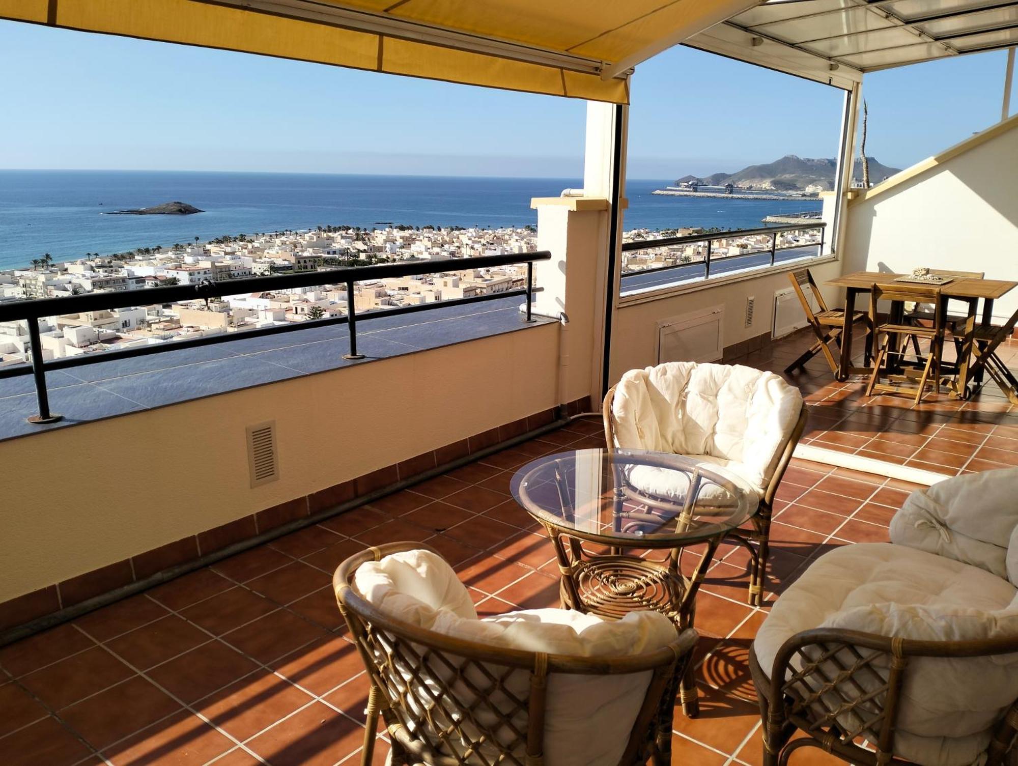 Fabuloso Atico Con Vistas Al Mar كاربونيذاس المظهر الخارجي الصورة
