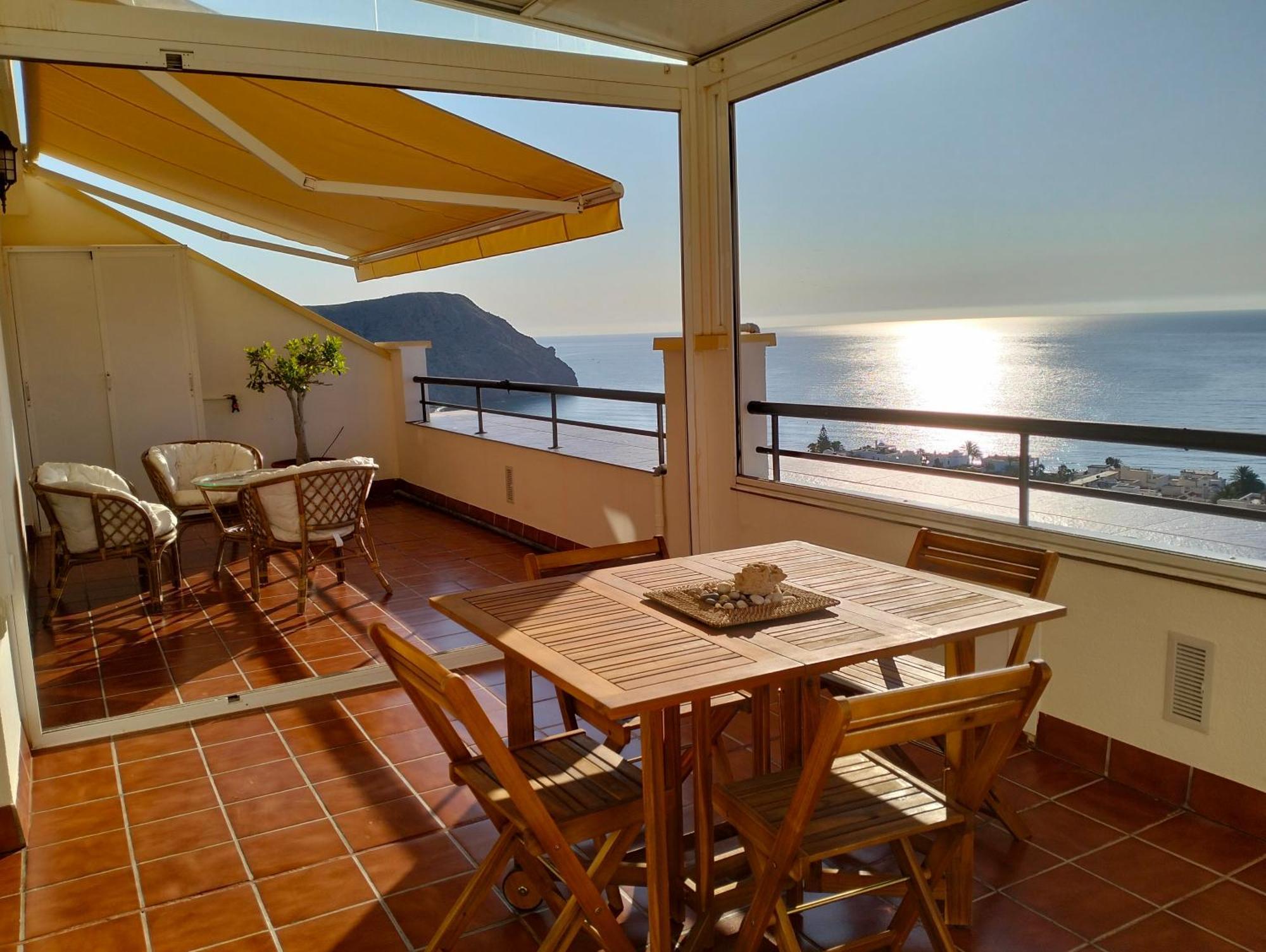 Fabuloso Atico Con Vistas Al Mar كاربونيذاس المظهر الخارجي الصورة